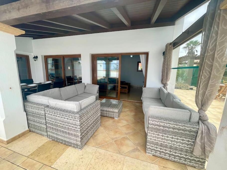 Stunning Villa Amanecer Corralejo Exteriör bild
